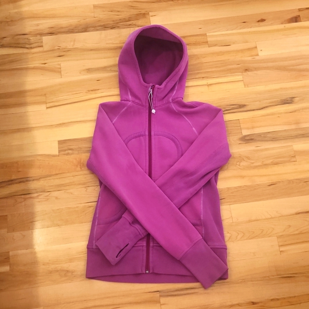 Lululemon Scuba Hoodie - size 6